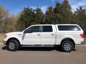 2010 Ford F150 Lariat SuperCrew - 4x4 - LOADED