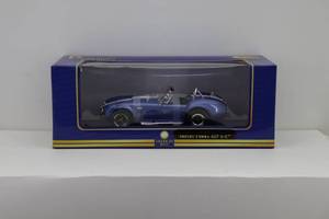 lot 10 image: American Mint Prenium Edition 118 1964 Shelby Cobra 427 SC