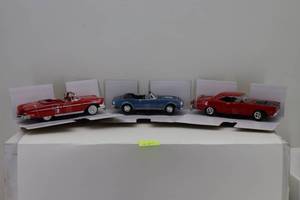 lot 25 image: (3) American Mint Premium Edition 124 1958 Chevy Impala, 1967 Chevrolet Camaro SS Convertible, 1969 Dodge Coronet Superbee