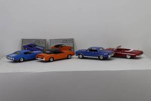 lot 49 image: (4) National Motor Museum Mint Legendary Muscle Cars 132 70 Chevelle, 69 GTO Judge, 61 Impala, 65 Malibu Super Sport