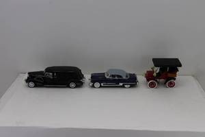 lot 55 image: (3) National Motor Museum Mint 132 04 Cadillac Model B, 38 Cadillac Panel Car, 49 Cadillac Series 62 Hard Top