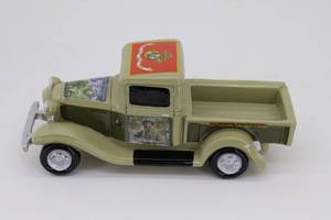 lot 60 image: Hamilton USMC Always Faithful Collection 1 34 Diecast