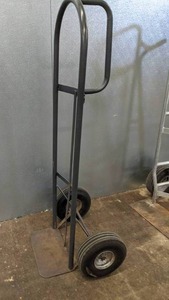 lot 50 image: Metal Hand Truck