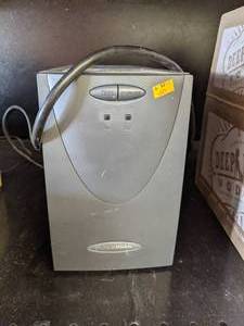 lot 116 image: Powervak Battery Backup