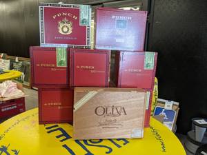 lot 82 image: Nine Cigar Boxes Punch & Oliva