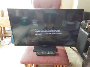 Panasonic 32 LED LCD TV With Remote