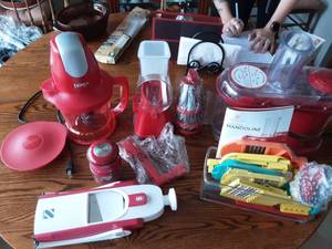 Cooks Essentials Electric Mandoline & Assorted Kitchen Gadgets