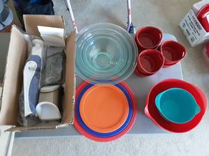Pyrex Bowls, Rachael Ray Rammekins, Zakarian Mandoline