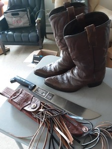 Legitimus Collins & Co. Knife With Sheath, Mens Cowboy Boots Size 8