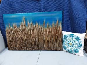 lot 31 image: Golden Wheat Canvas 48x32, Decorative Pier 1 Pillow