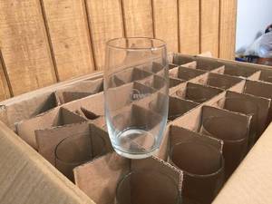 lot 21 image: Case NWA Hi-ball Glasses