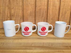lot 22 image: Northwest Orient, NWA, Delta Coffee Mugs