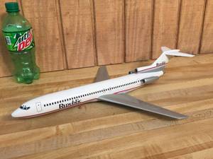 lot 28 image: Pacific Miniatures Republic Airlines 727 Airplane