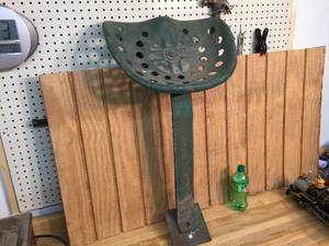lot 67 image: Antique Iron Tractor Seat