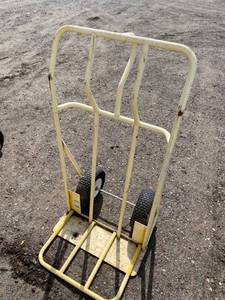 lot 14 image: Inflatable Dolly