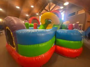 lot 1 image: Wacky World Giant Inflatable Maze Combo
