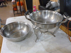 lot 57 image: Chafing Dish