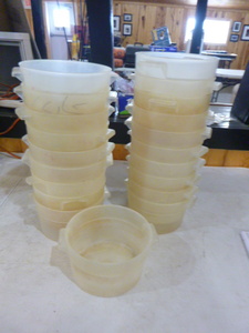 lot 87 image: 20 Food Containers