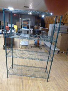 lot 24 image: 4 Tier Wire Shelving