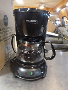lot 34 image: 4 Mr. Coffee 4 Cup Coffee Makers