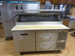 lot 2 image: Randell Prep Cooler