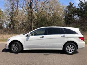lot 3 image: 2007 Mercedes-Benz R320 CDI 4MATIC - DIESEL AWD