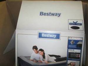 bestway queen air mattress with bui...