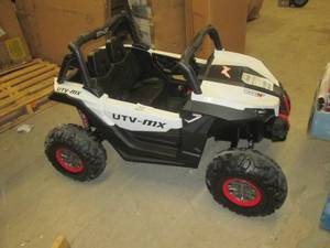 12 volt 2 seater  utv  powers on an...