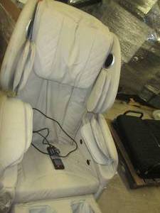 lifesmart massage chair seems to wo...