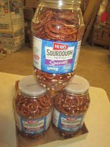 Herrs sourdough pretzels 324oz bot...