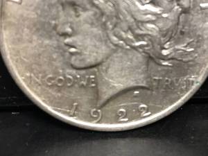lot 7 image: 1922 D Peace Dollar