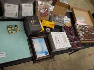 lot 25 image: Bamboo Charcoal Air Purifiers, Wall...