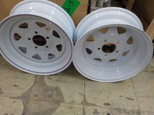 lot 30 image: 2 -15 x 6 White Rims- Heavy...
