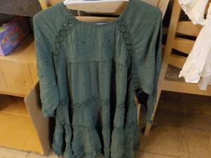 lot 37 image: 25 Free People Dresses Green White ...