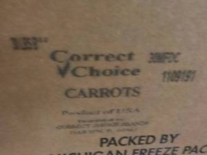 lot 40 image: 30 lb. Frozen Cubed Carrots near o...