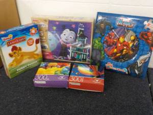 lot 61 image: Puzzles...