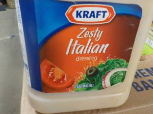lot 268 image: 1 gallon Jug Kraft Zesty Italian Dr...