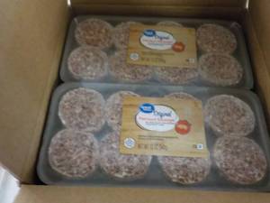 lot 128 image: Case of 8 -12 oz pkgs Frozen Great ...