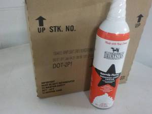 lot 144 image: Case of 12 - 15 oz Dairy Star Whipp...