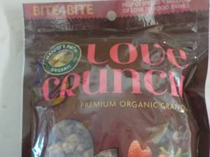 lot 166 image: 6 - 11.5 oz Bags Love Crunch Dark C...