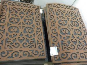 lot 178 image: 2 Traffic Master 24 x 36 Door Mats...