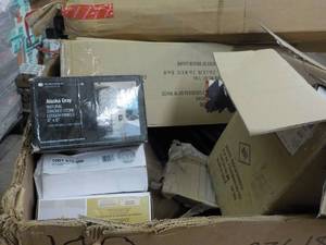 lot 204 image: Pallet lot of Overstock and Returns...