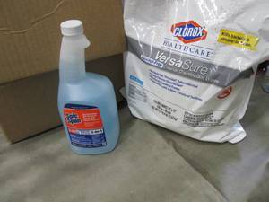 4 qts Spic & Span Disinfecting Spra...