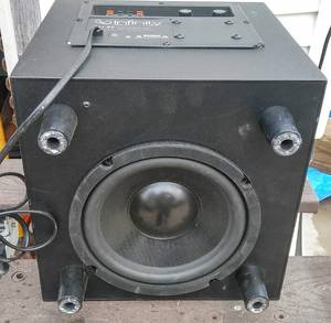 lot 52 image: Infiniti Subwoofer Model # BU-80