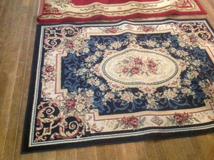 lot 31 image: 2 - 4 x 6 Rugs