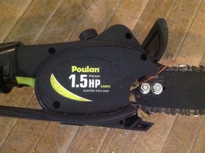 lot 34 image: Poulan Electric Pole Saw