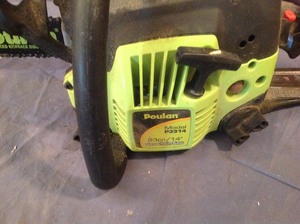 lot 35 image: Poulan 14 Chain Saw