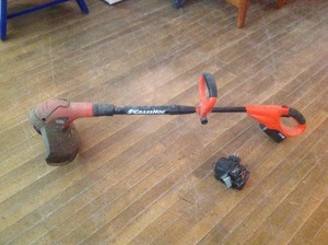 lot 37 image: GrassHog Cordless Trimmer