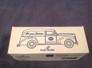 lot 43 image: NOS Amoco 1940 Panel Van Bank