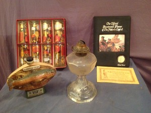 lot 58 image: Vintage Items